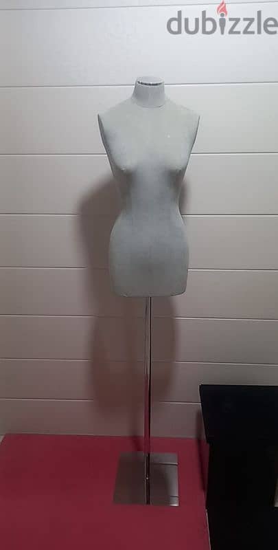 mannequin Bust 4