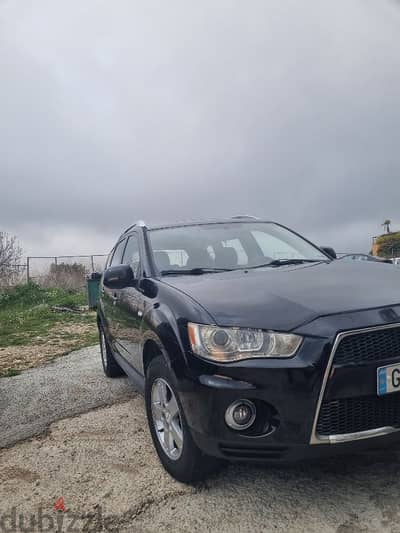 Mitsubishi Outlander 2010