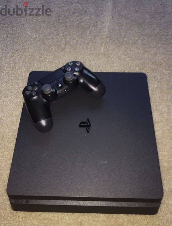 1TB PS4 2CD'S FIFA AND GTA 2 controller 0