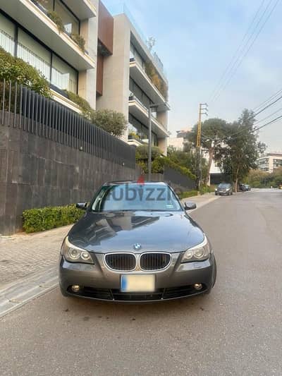 BMW 5-Series 2004