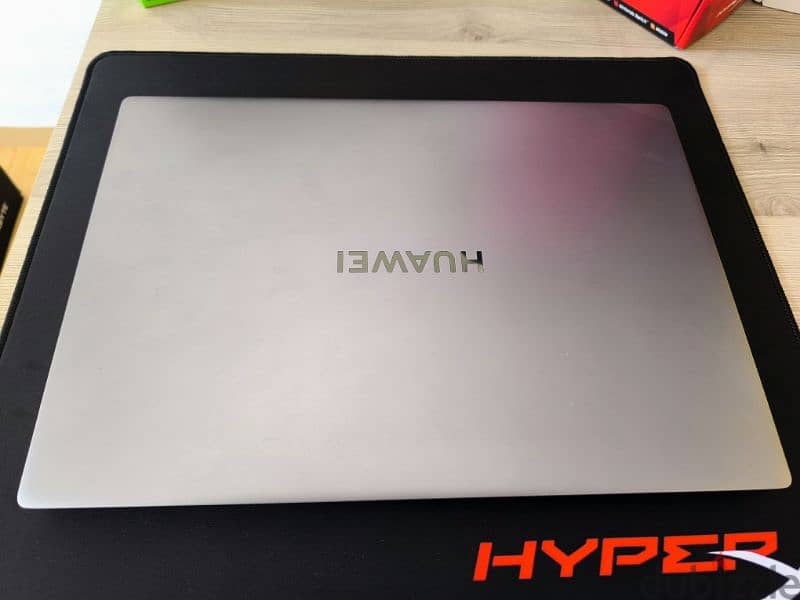 Huawei Matebook 16" used like new 1