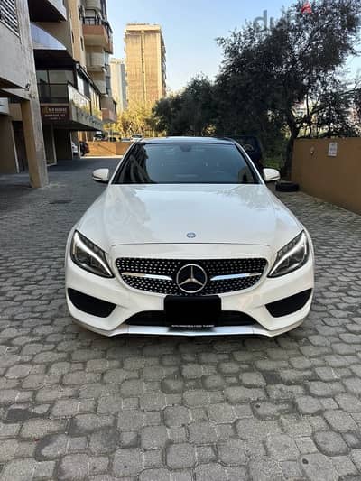 Mercedes C 300 AMG-line 4matic 2015 white on black (clean carfax)