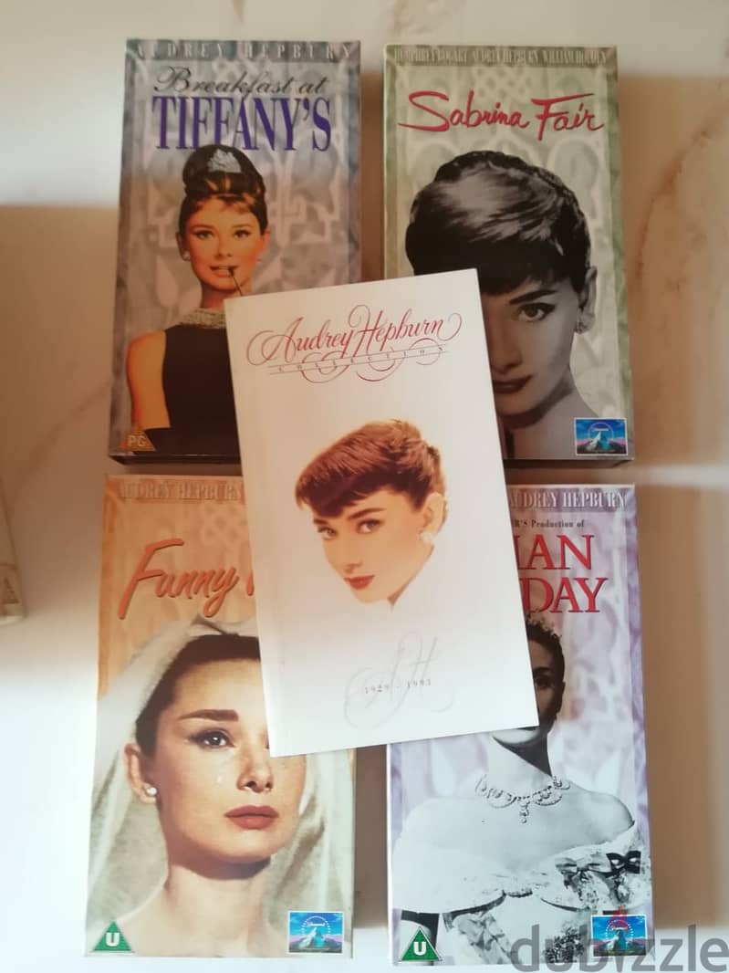 Audrey Hepburn 4 VHS + catalogue box set 1