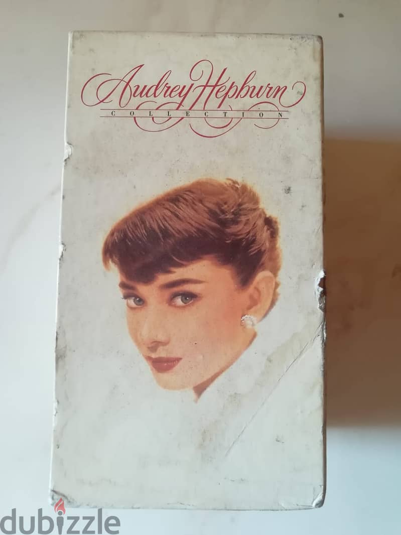 Audrey Hepburn 4 VHS + catalogue box set 5