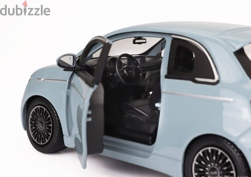 Fiat 500e 2021 diecast car model 1:24 8