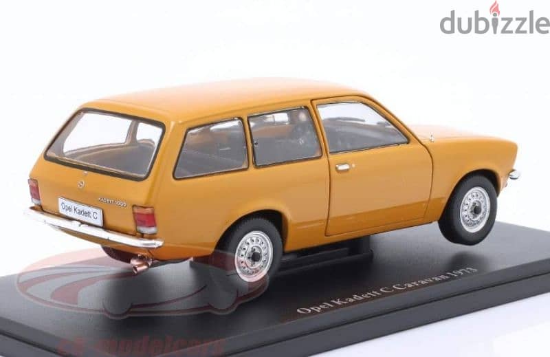 Opel Kadett C caravan 1973 diecast car model 1:24 3