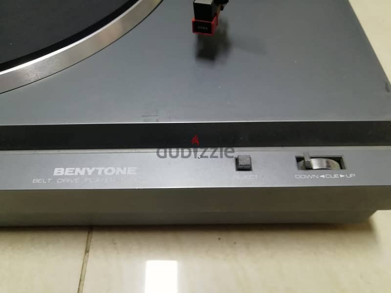 Benytone M2600P belt drive turntable working but need new needle 1