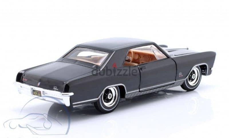 Buick Riviera 1965 diecast car model 1:24 3