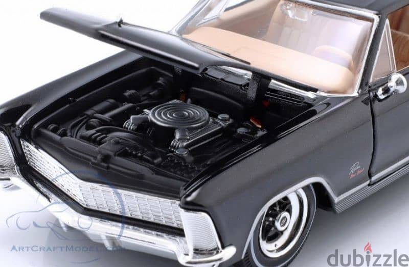 Buick Riviera 1965 diecast car model 1:24 4