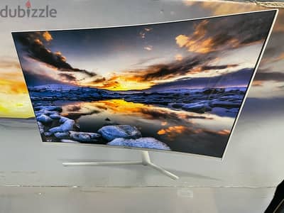 4K 32” Samsung screen