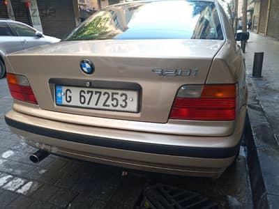 BMW 3-Series 1992