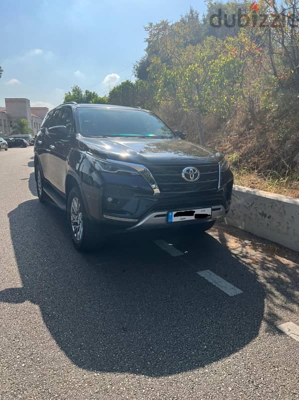 Toyota Fortuner 2021 0