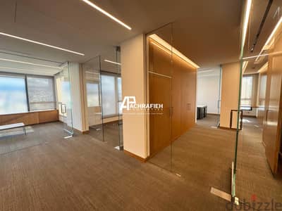 Office for Rent In Achrafieh - مكتب للأجار في الأشرفية