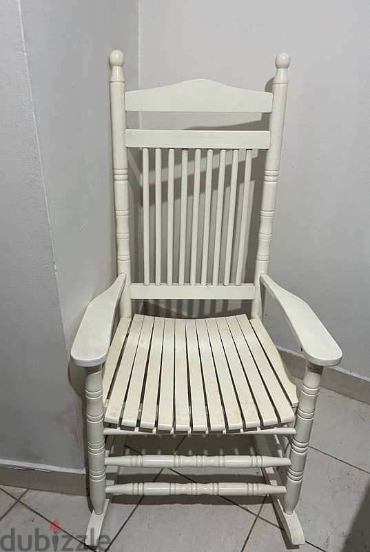 white rocking chair 0