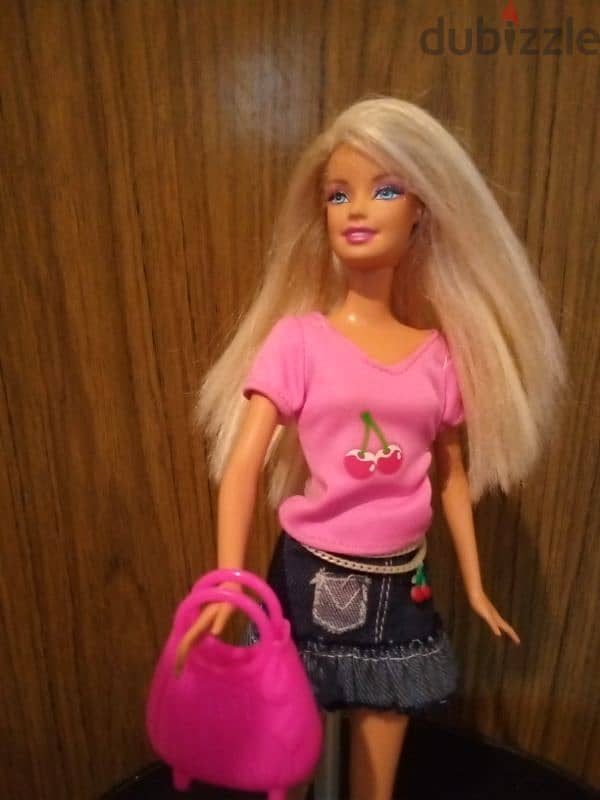 Barbie Mattel wearing As new doll bend legs+Shoes+Bag=24 3