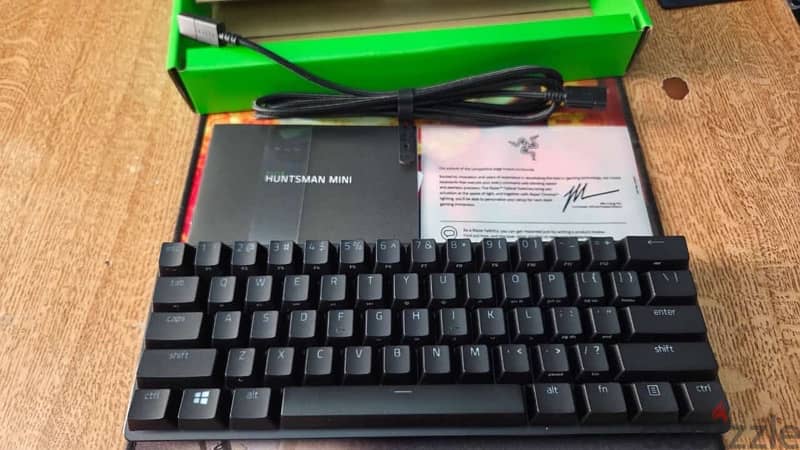 Razer Huntsman Mini 60% optical Gaming Keyboard 1