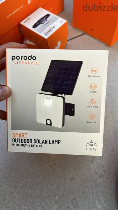 Porodo smart outdoor solar lamp with built in battery 800lm