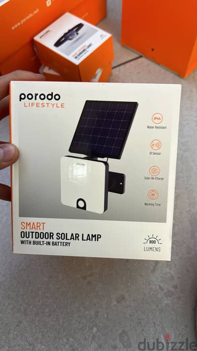 Porodo smart outdoor solar lamp with built in battery 800lm Original