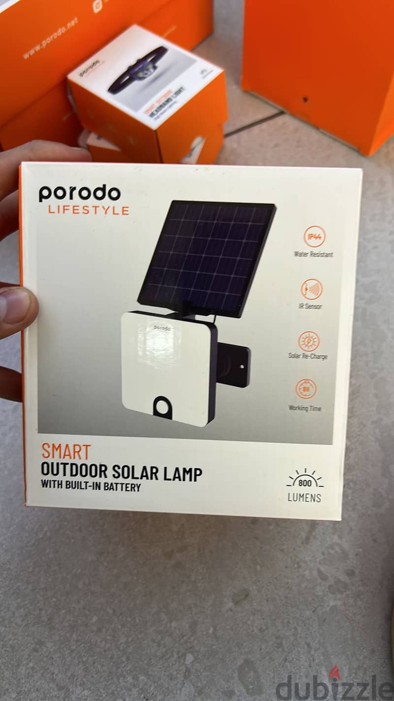 Porodo smart outdoor solar lamp with built in battery 800lm Original 0