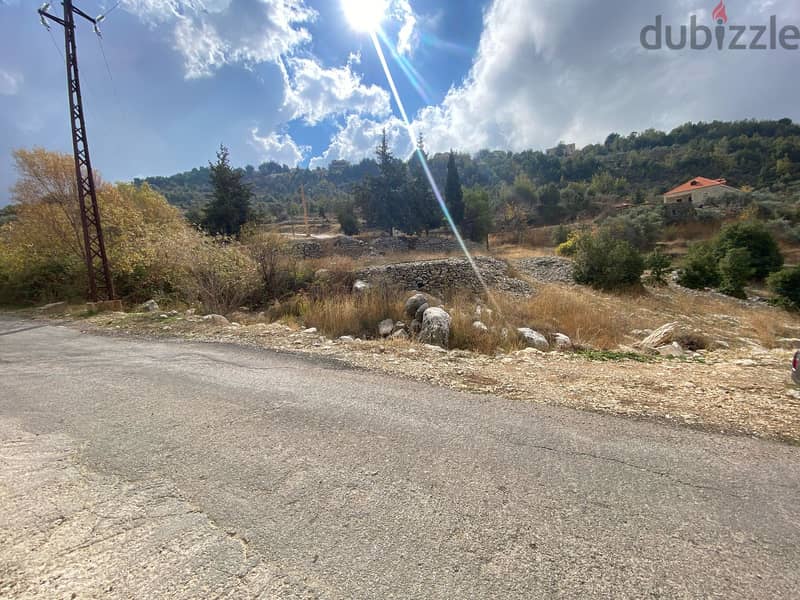 Land for sale in Mechmech - أرض للبيع في مشمش 4