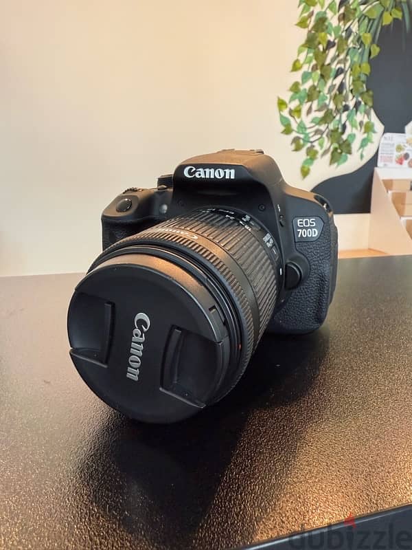 canon 700D 4