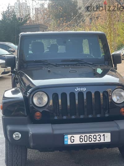 Jeep Wrangler Sahara 2012