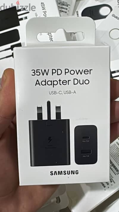 Samsung 35w pd power adapter Duo (usbc,usb-a) 3 pin