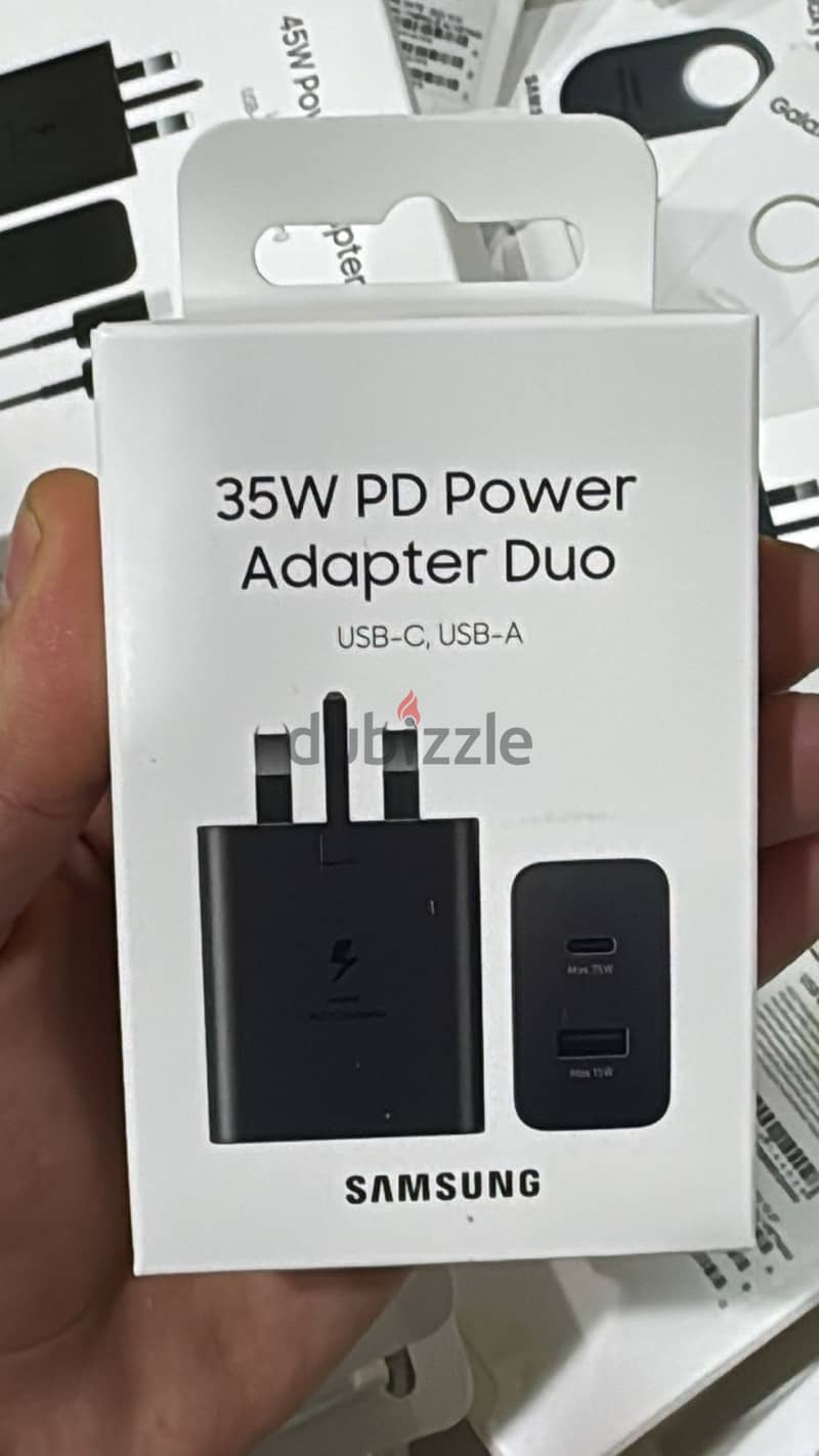 Samsung 35w pd power adapter Duo (usbc,usb-a) 3 pin Exclusive & new 0