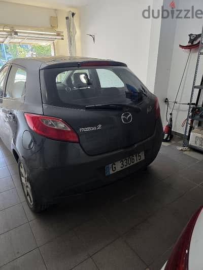 Mazda 2 2010