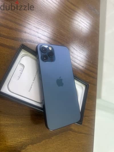 النبطية او بيروتiphone 12 pro 256g