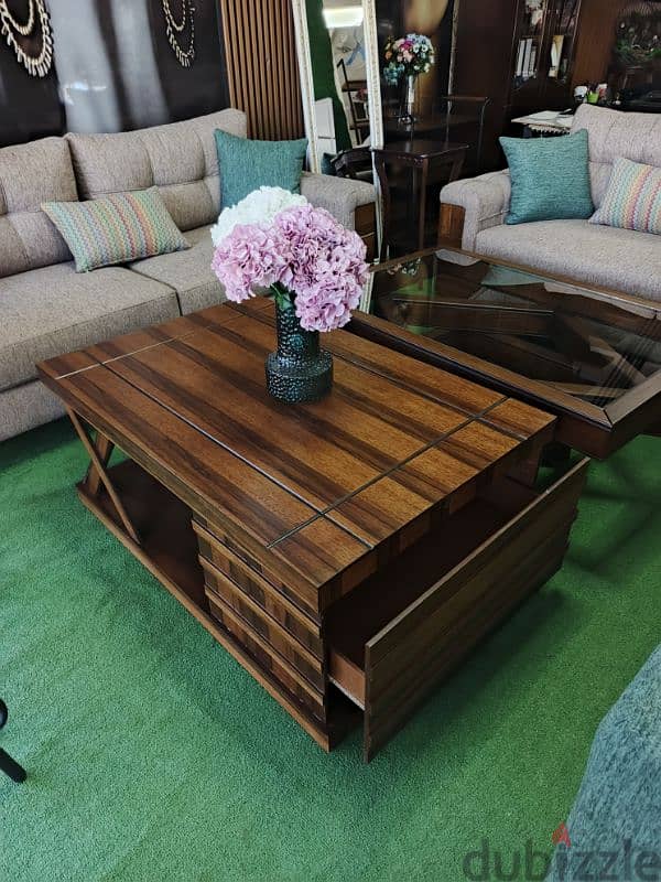 Center wood table طاولة نصف موبيليا 1