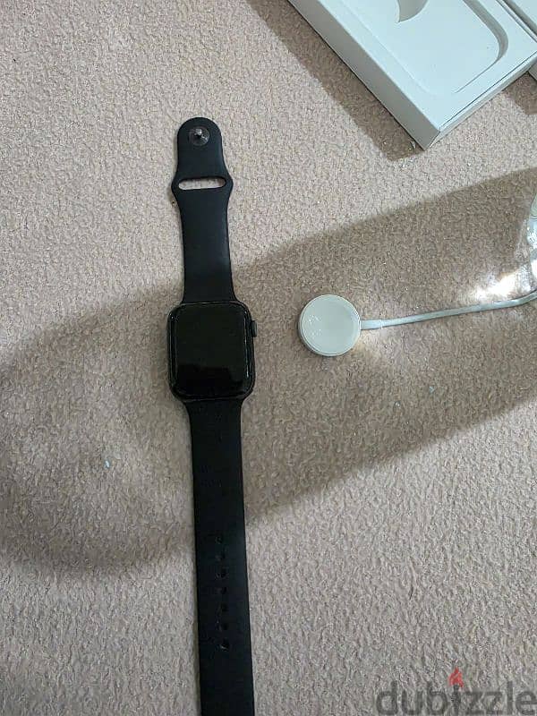 apple watch se /airpods 0