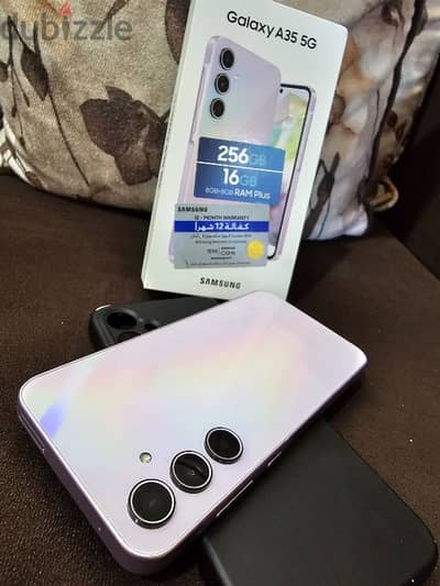 Samsung a35  5g  موجود بطرابلس مافي دليفري