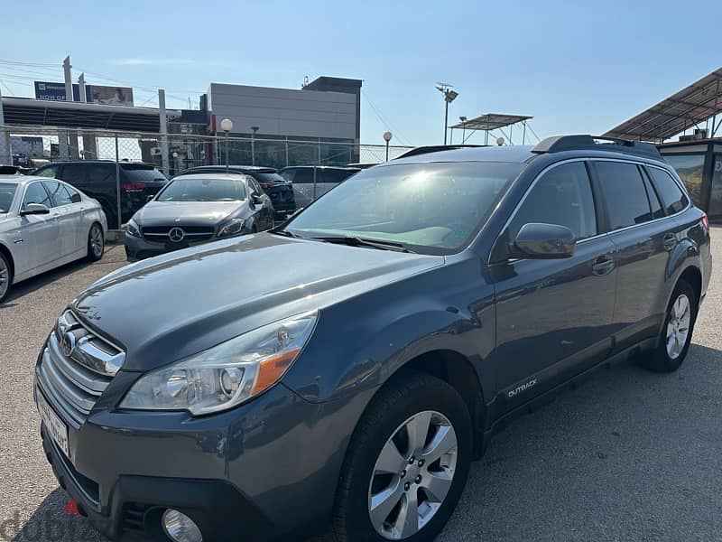 Subaru Outback 2014 4*4 0