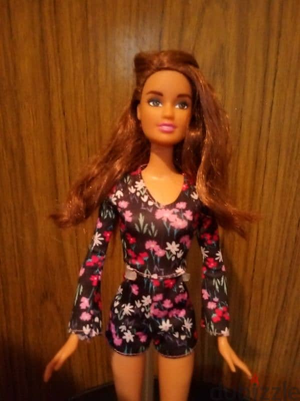 Barbie Brunette Mattel2000 wearing rare doll has bending legs+shoes=24 1