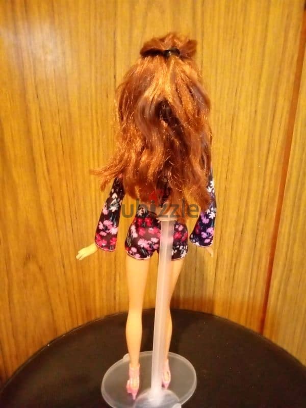 Barbie Brunette Mattel2000 wearing rare doll has bending legs+shoes=24 4