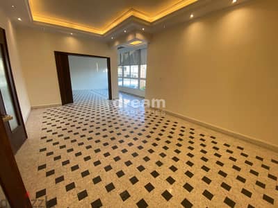 Spacious Apartment For Rent In Badaro ach0052dpst