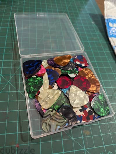 Guitar picks 150pcs