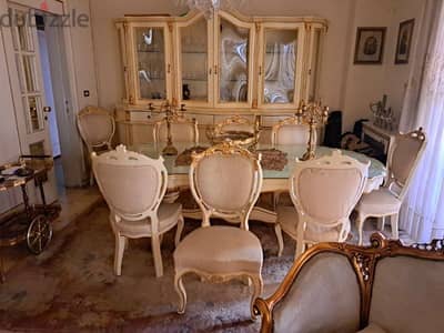 Full vintage dining room