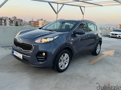 Kia Sportage 2018 like new 1 owner  مصدر وصيانة الشركة