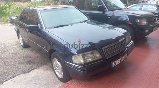 Mercedes-Benz 200 Series 1995