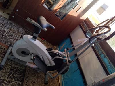 elliptical machine مع صحن مضعف للخواصر