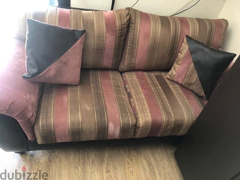 New Sofa for sale 0