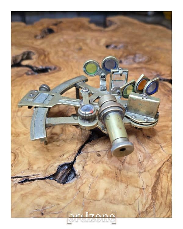 Antique Brass Sextant انتيك بحري 3