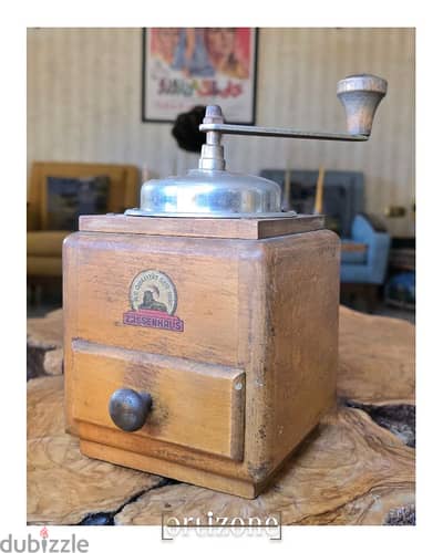 Coffee grinder مطحنة قهوة انتيك