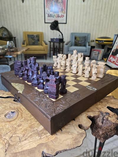 vintage chess board  طاولة شطرنج انتيك