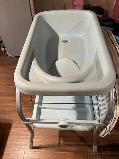 Chicco Baby bagno with changing section