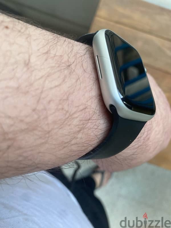 LIKE NEW - Apple Watch Series 8 45mm 4