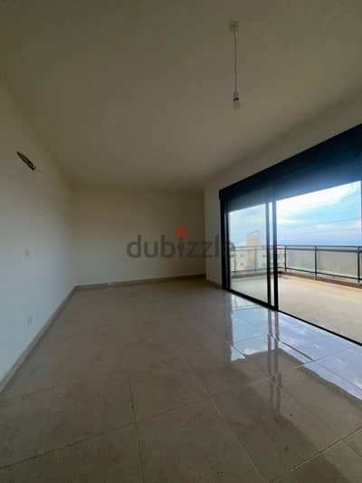 apartment for sale in halat شقة البيع في حالات