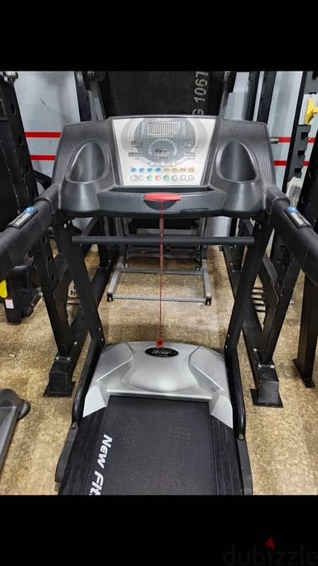 treadmill like new with incline 170$ 2